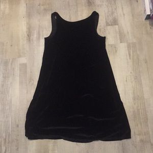 Adorable velvet black mini dress